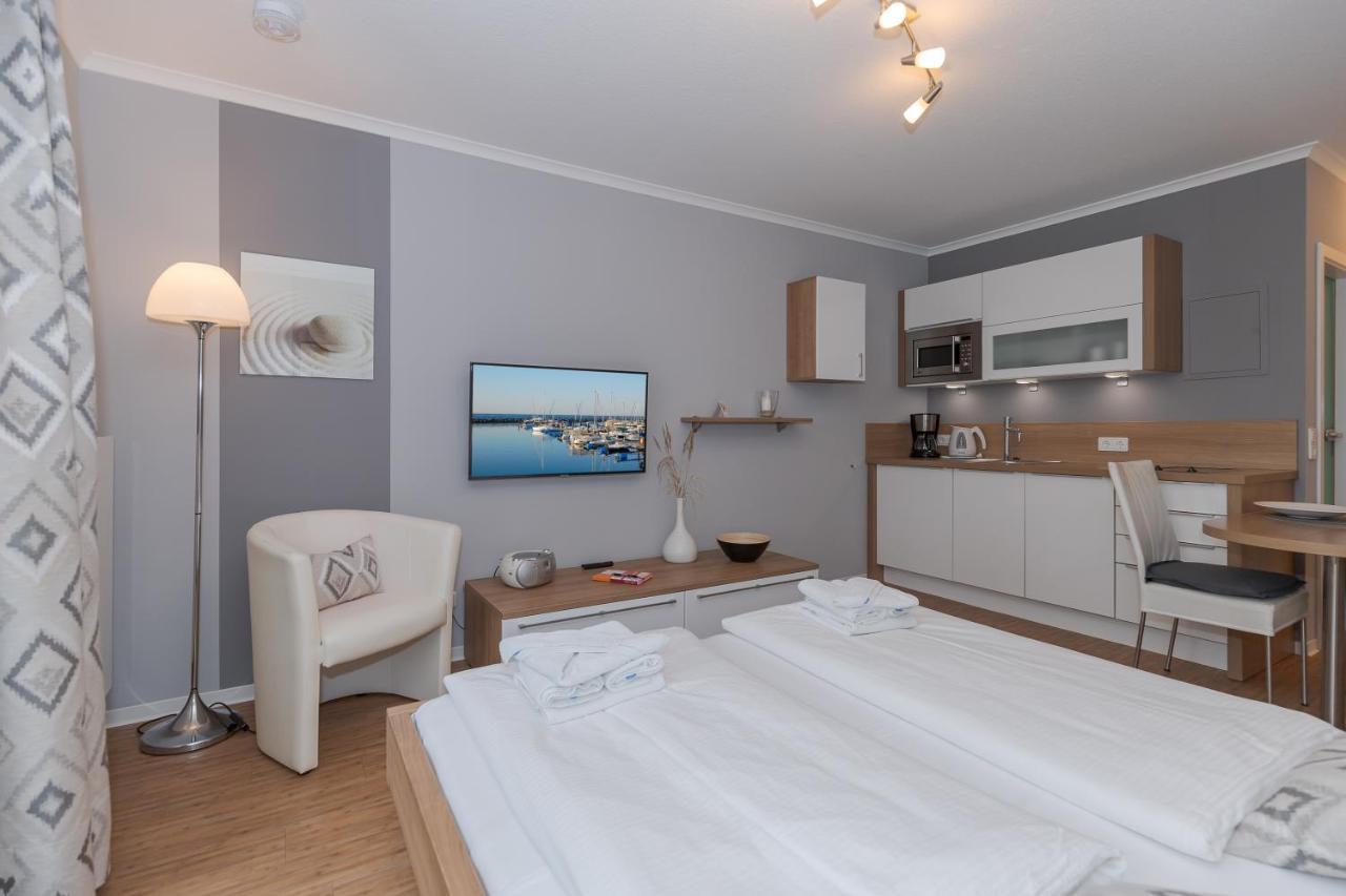 Yachthafenresidenz Apartment คูล็องสบอร์น ภายนอก รูปภาพ