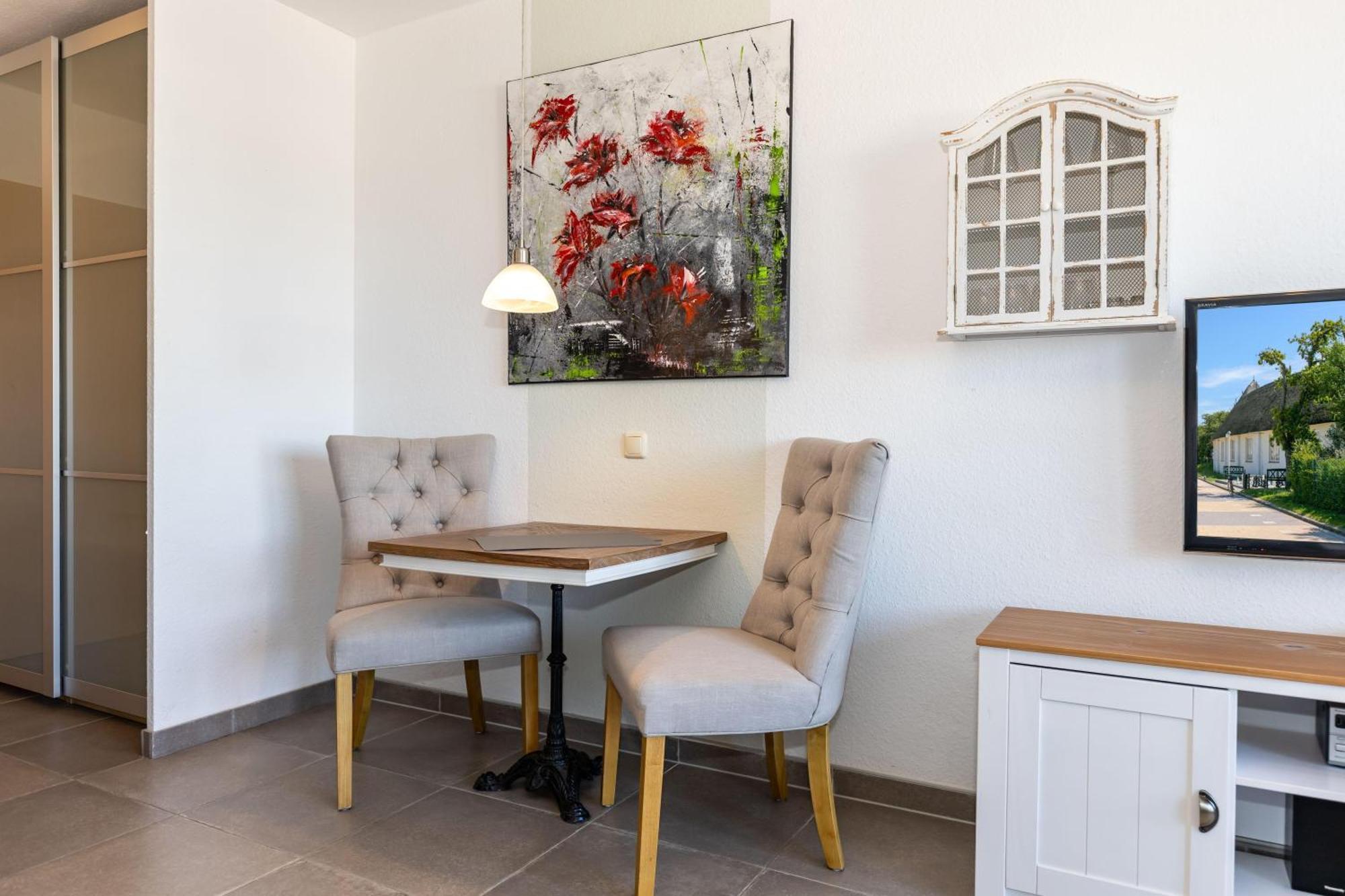 Yachthafenresidenz Apartment คูล็องสบอร์น ภายนอก รูปภาพ